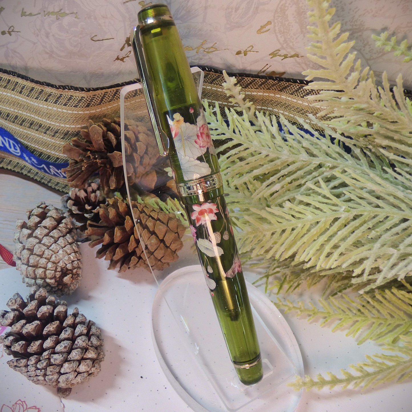 Lotus Pond-erings - Custom Jinhao 82