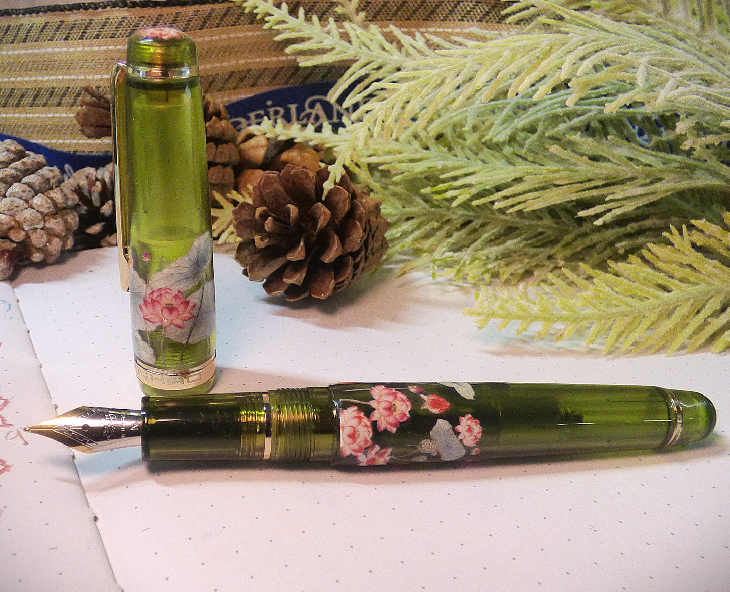 Lotus Pond-erings - Custom Jinhao 82